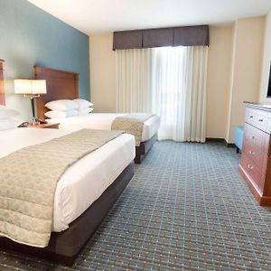 Queen Suite Two Queen Beds